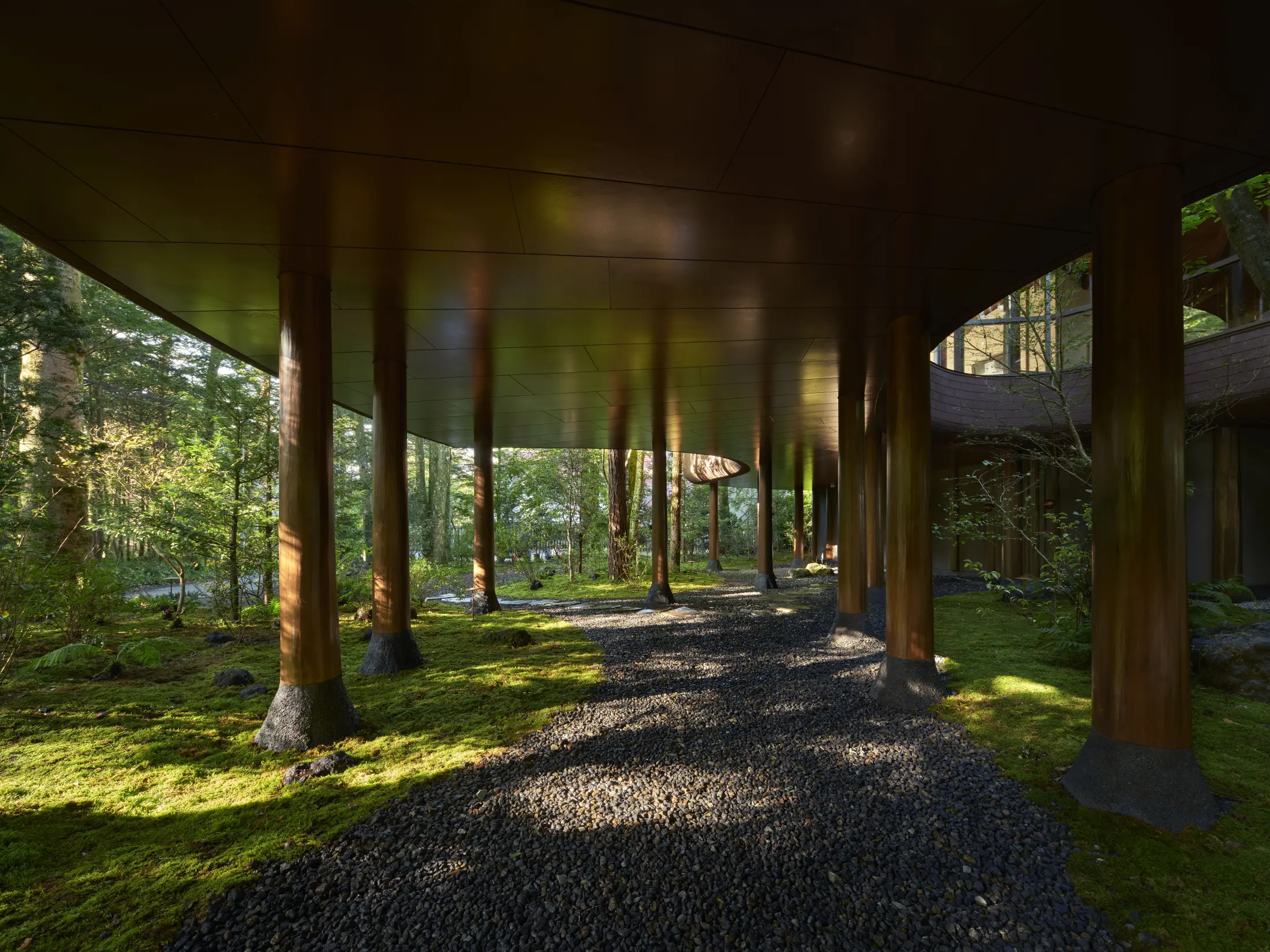 Grove Strolling Corridor
