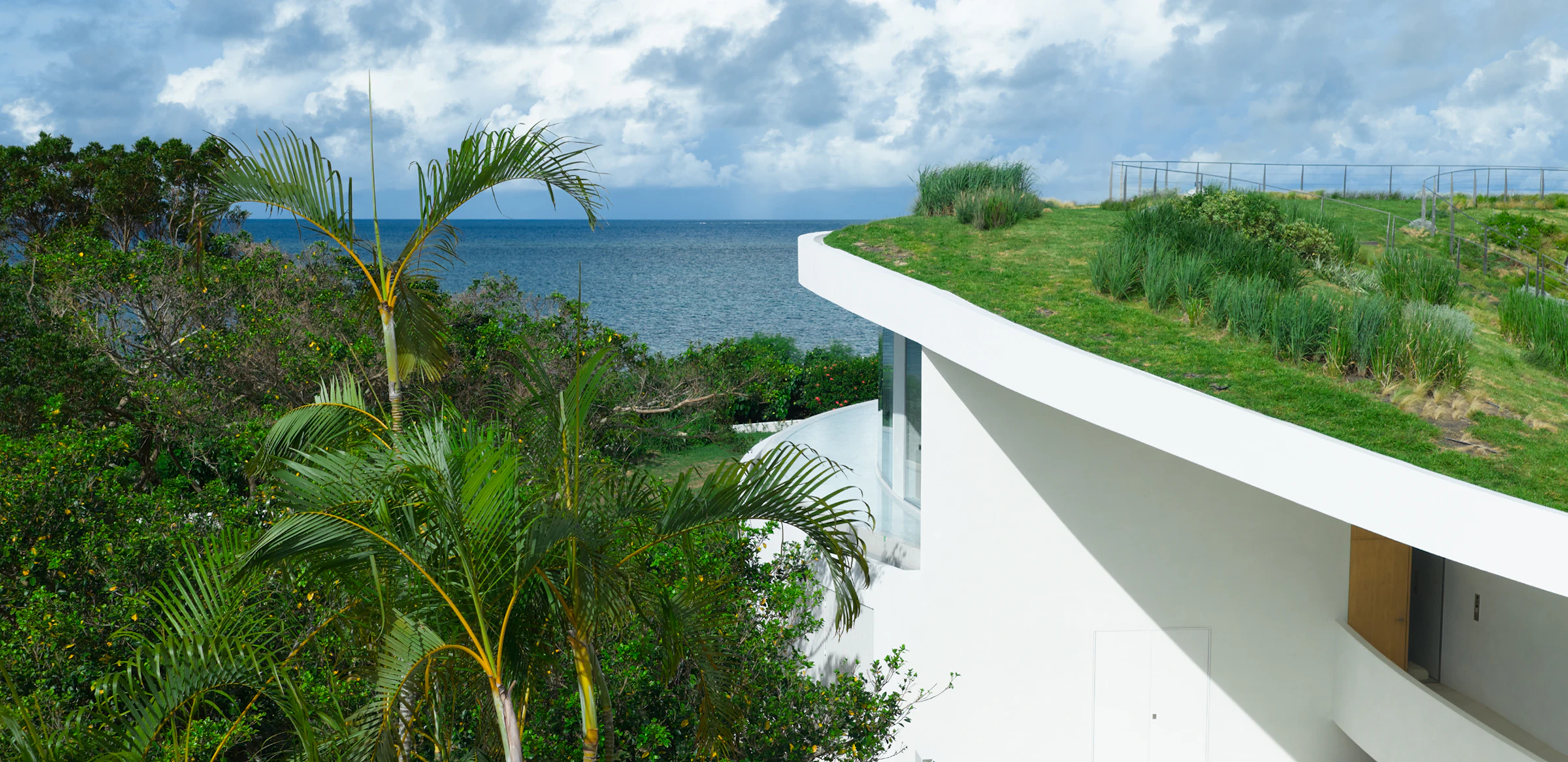 NOT A HOTEL ISHIGAKI EARTH