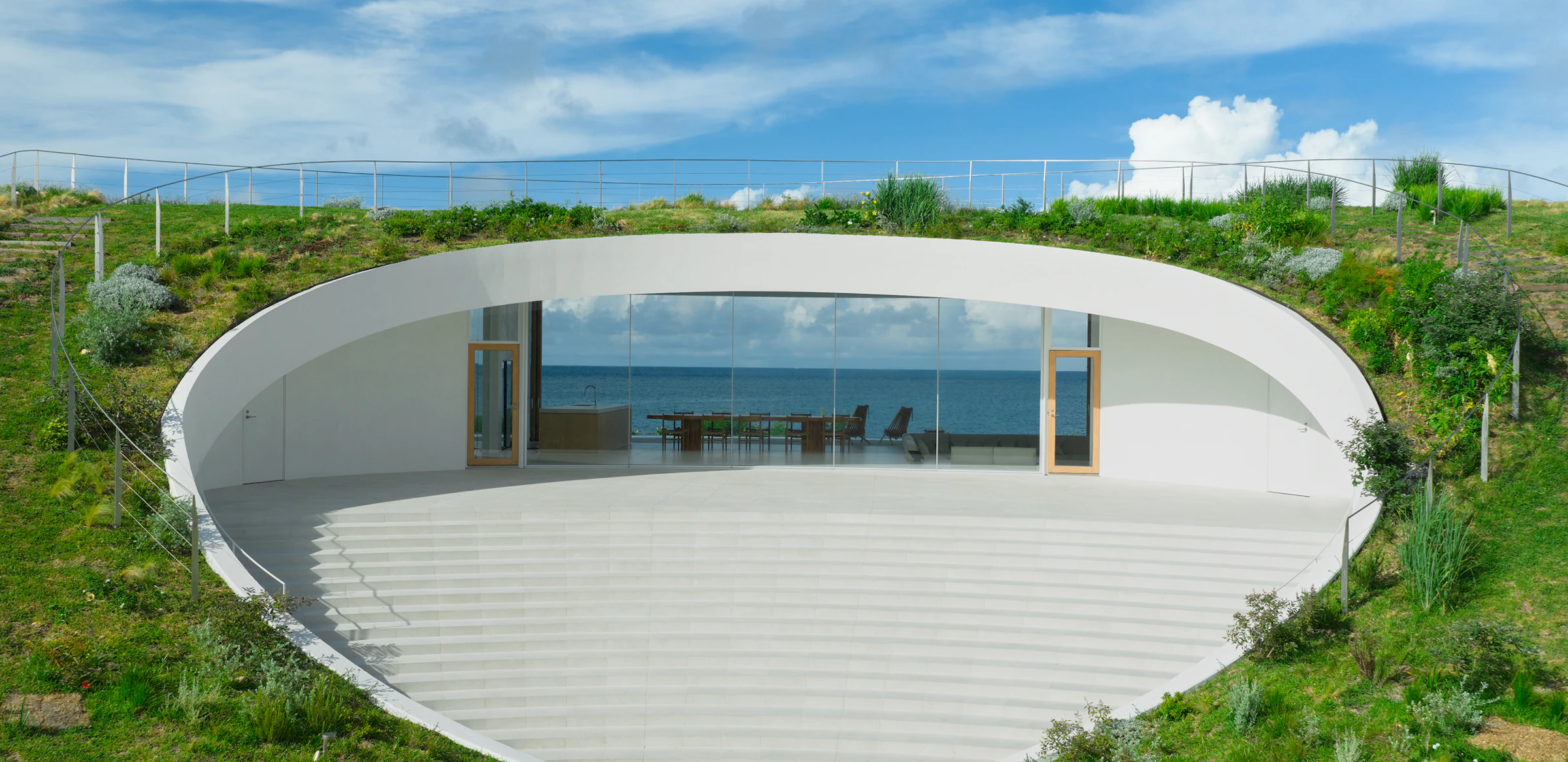 NOT A HOTEL ISHIGAKI EARTH