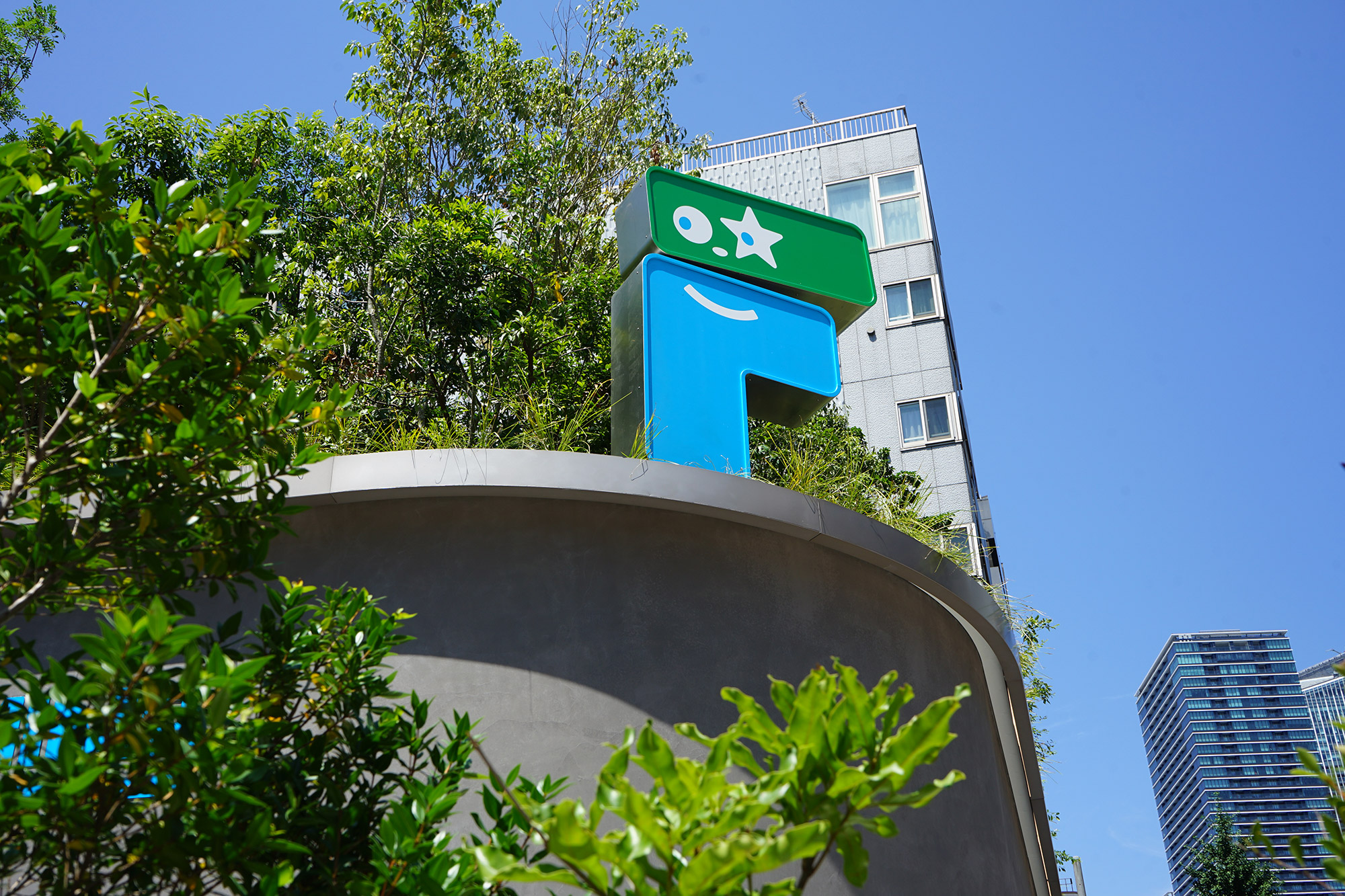 FAMIMA PARK AZABUDAI